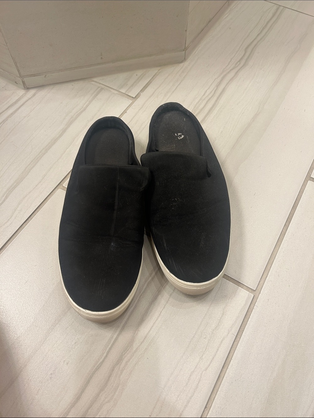 Dr. Scholl's Black Slip-On Mules with White Sole